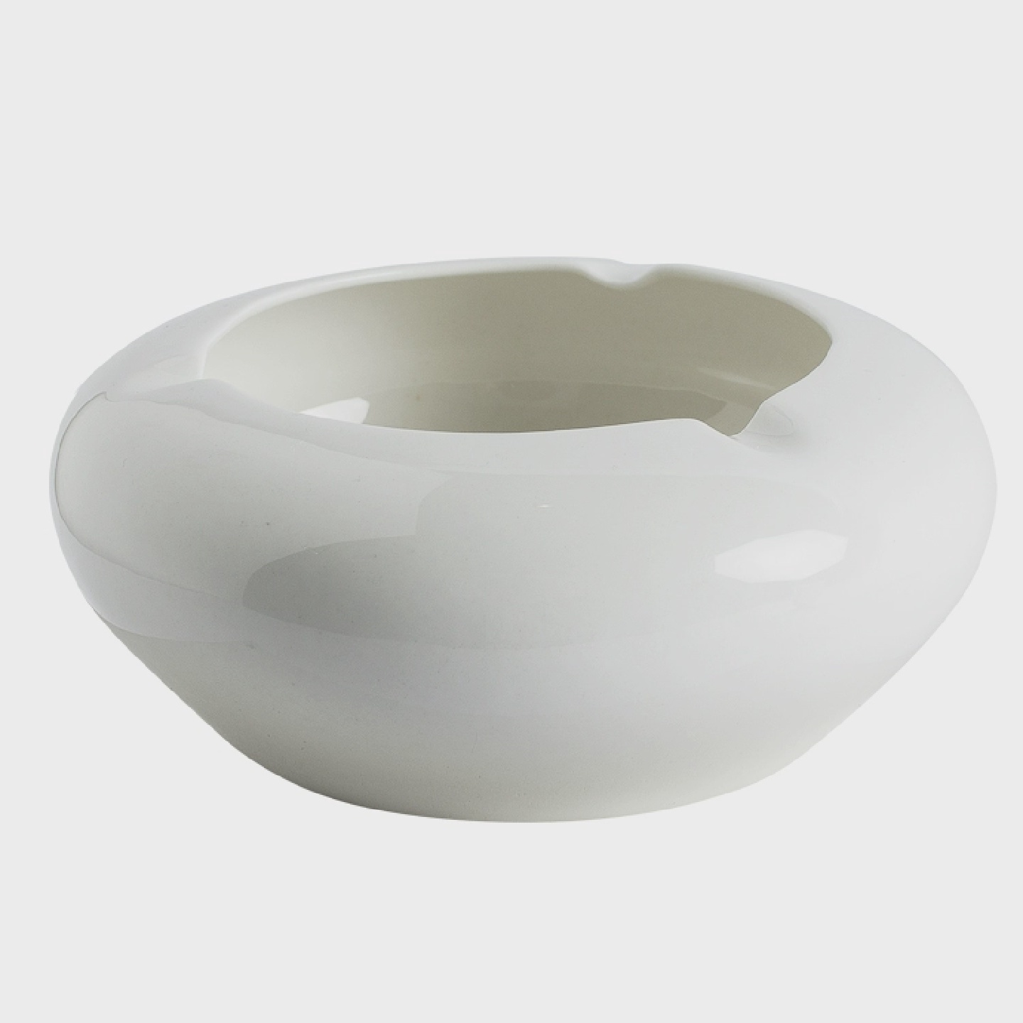 覆古简约风纯白骨瓷面包三孔烟缸烟灰收纳容器餐桌茶几家用酒店堂