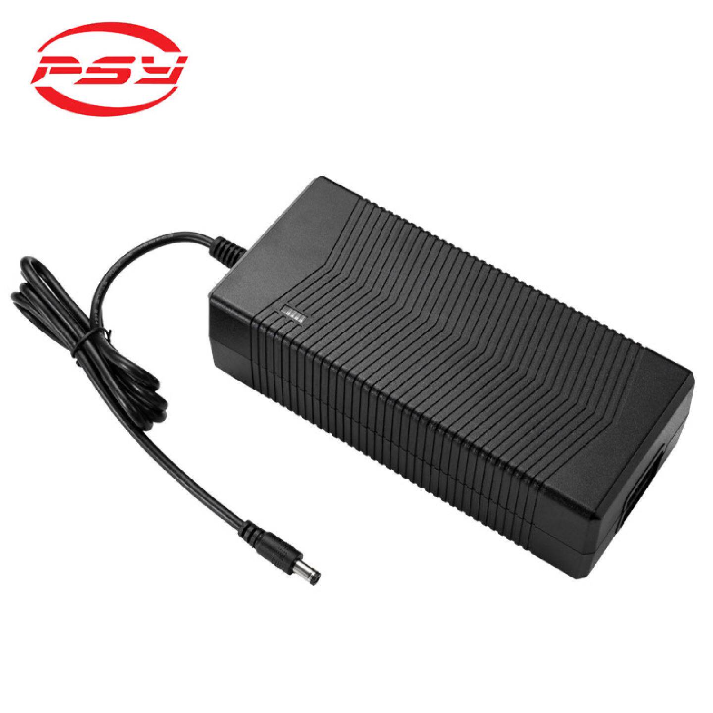 24V6A电源适配器ULKC3CPSESAACEIEC60335-2-29认证适配器