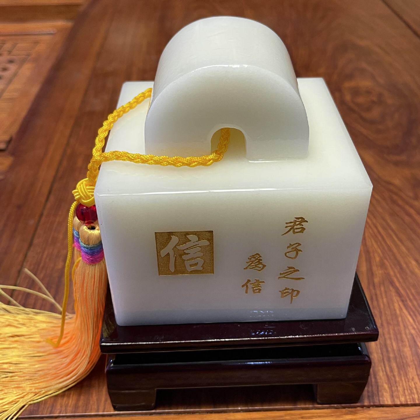 汉白玉篆刻印章批发阿富汗白玉盘龙玉玺石头摆件书法书章免费姓名