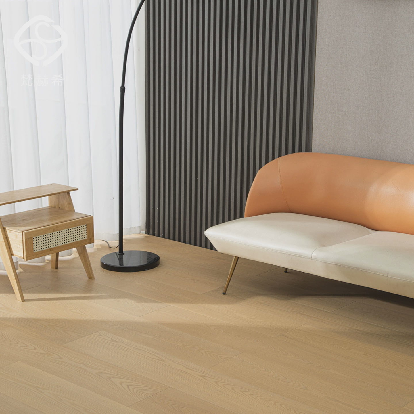 厂家直销木地板家用纯实木新三层15mm多层覆合原木色地暖橡木皮面