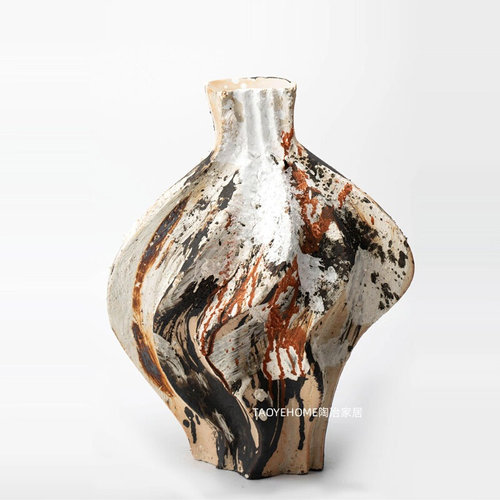 侘寂风手工陶瓷花瓶家居样板间软装抽象黑色流线扭转花器餐桌摆件