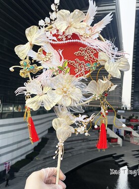 热销雪亭坊d定制造花液秀禾喜扇婚礼新娘晨袍结婚银白色羽毛双面