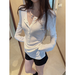 针织打底衫 盐盐冷萃清冷进口面料扣子显瘦慵懒t恤长袖 女 CHER LIL