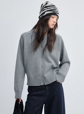 LIL CHER 可机洗功能性 经典圆领廓形插肩袖排扣毛衣开衫针织衫女