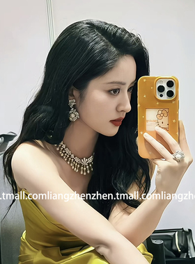 沈月同款HelloKitty带手绳适用苹果17promax手机壳iphone16女款14pro新款15pro防摔13保护套少女心小众网红潮