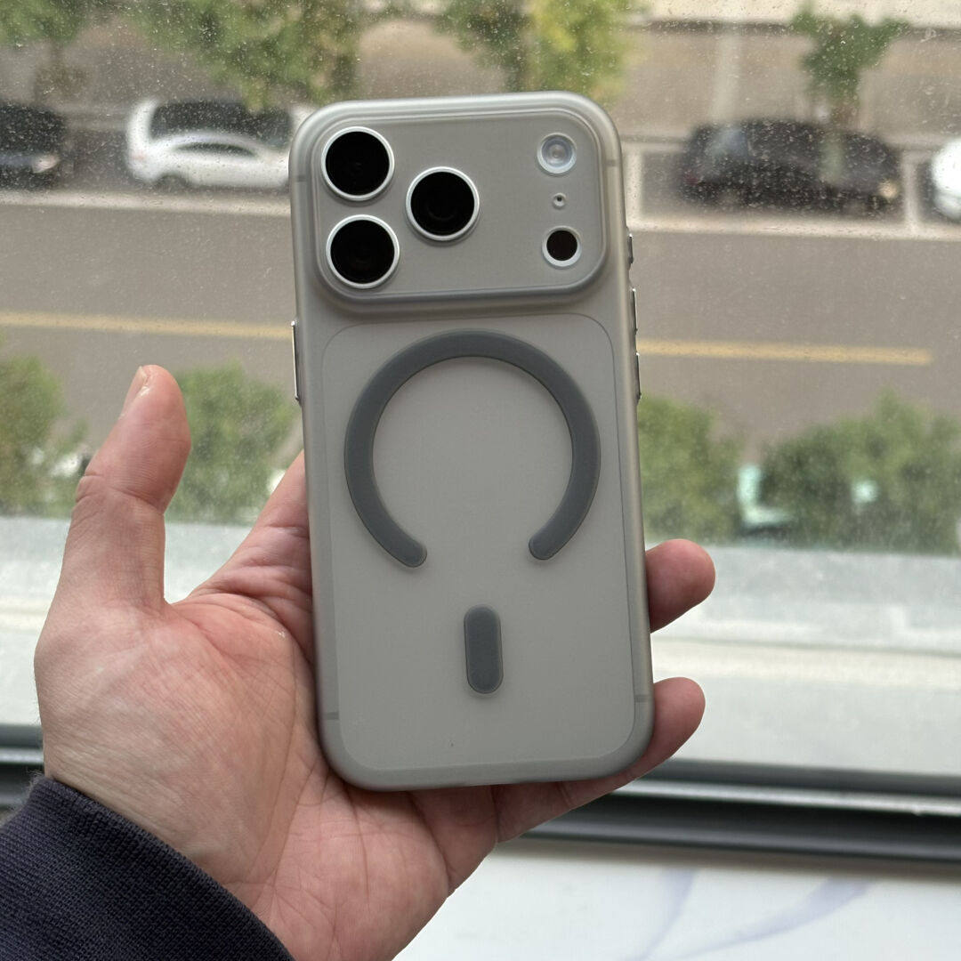 新款磁吸磨砂拜耳tpu软壳适用苹果17promax手机壳iphone16pro独立金属按键15高级感14plus肤感13全包12防摔套