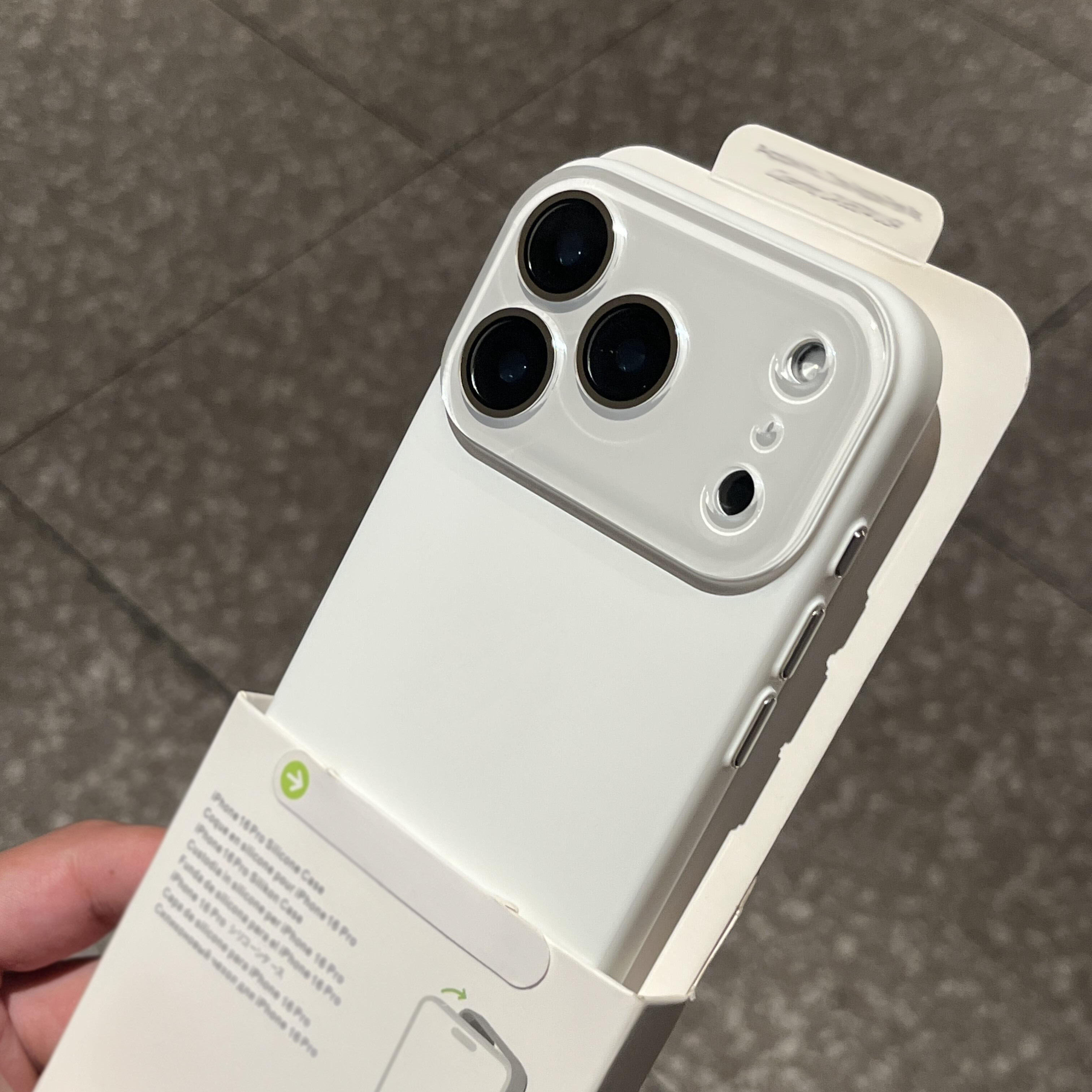 ins风高级感新款全包水晶镜头适用苹果17pro手机壳Air新款iphone16promax肤感磨砂15简约14plus纯白色13小众2