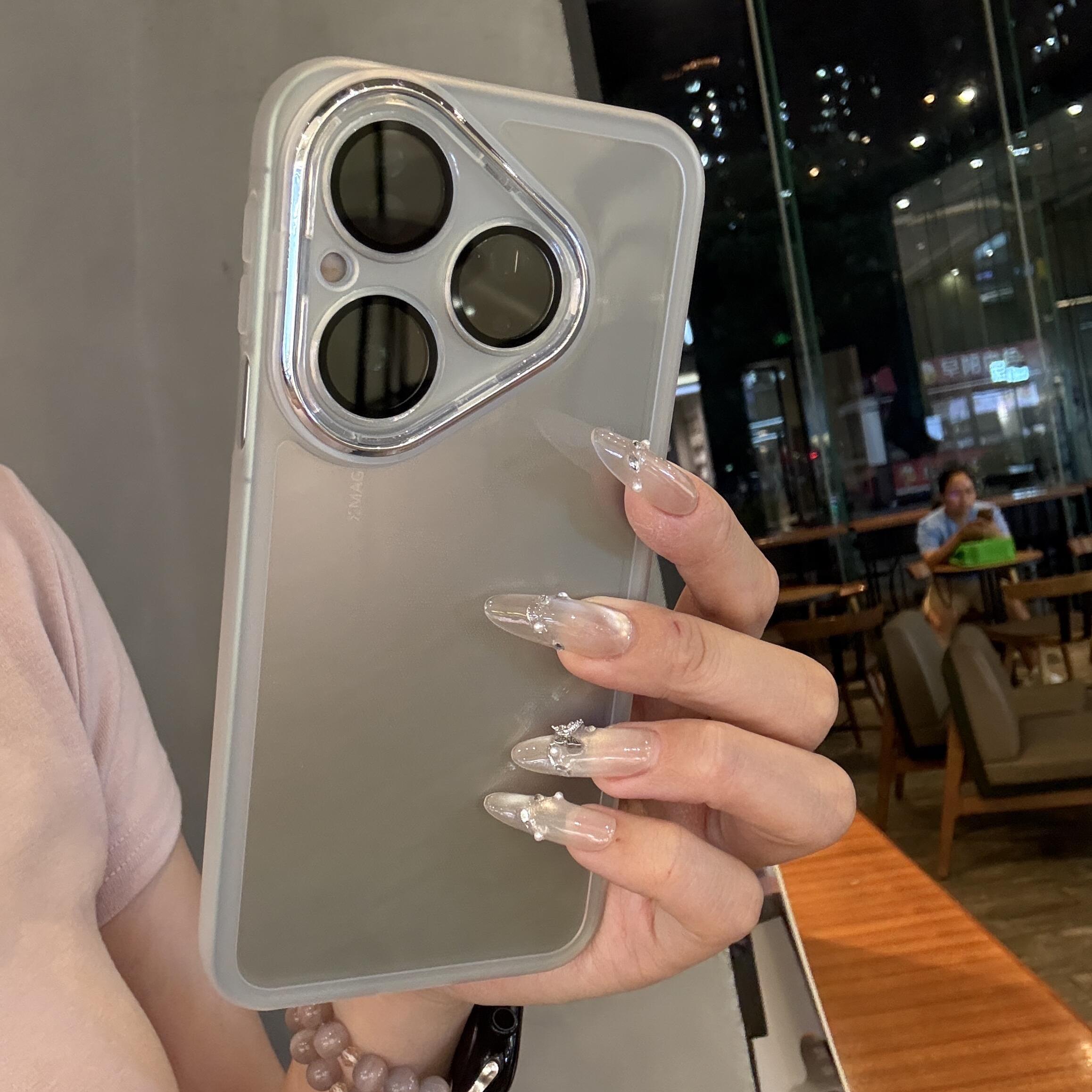 高级感时尚透明硅胶手机壳