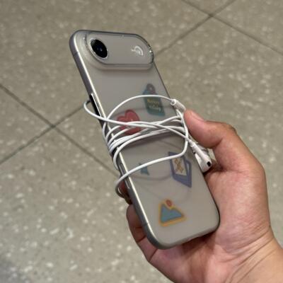 超轻超薄软壳钛灰色适用17Air苹果17promax手机壳iphone16pro全包15拜耳tpu金属按键14plus不沾指纹13磨砂12
