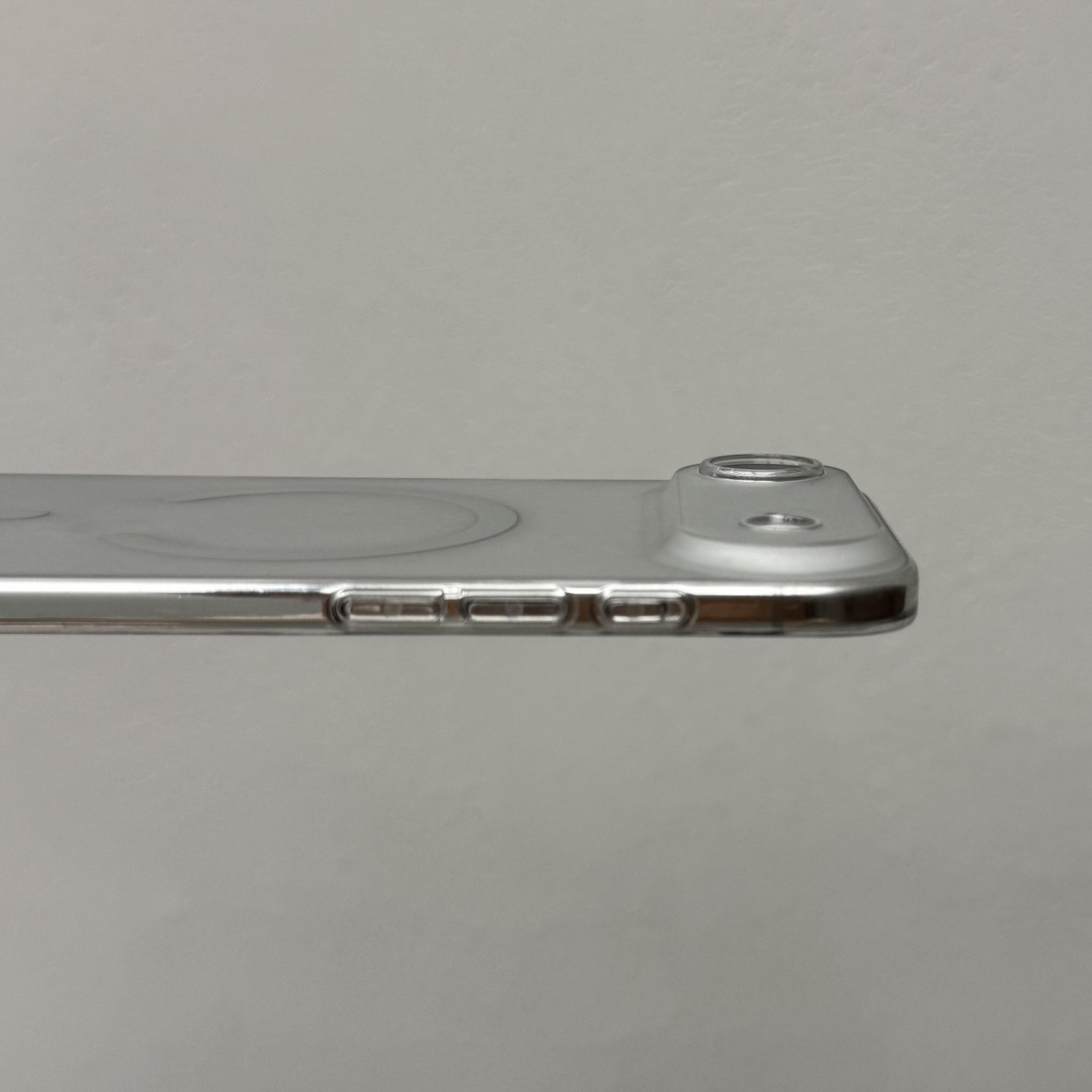 夏天清爽冰雾细腻磨砂磁吸适用iphone17Air手机壳17promax苹果16pro防指纹15plus超薄14新款13全包防摔12简约
