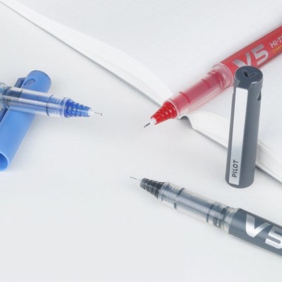 Pilot V7 Hi Tecpoint Cartridge System Rollerball Pen Medium