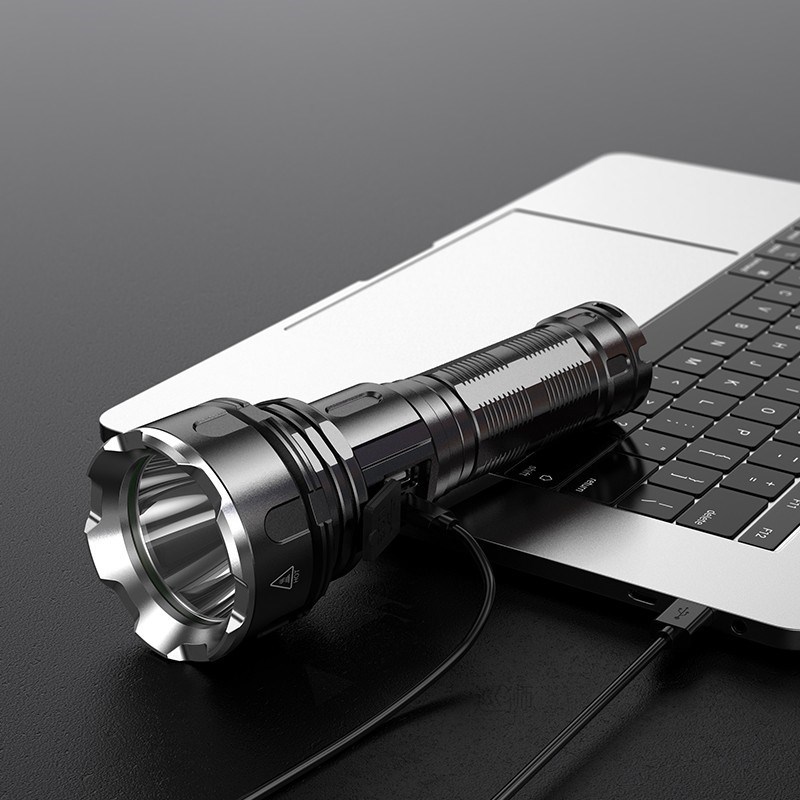 2021  R3 Cree xhp90 36W Powerful flashlight With USB Chargea