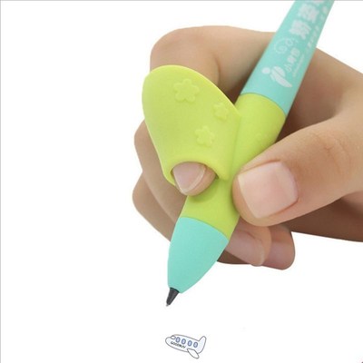 Color Random 3 Pencils Handle Right Hand Helps Children Lear