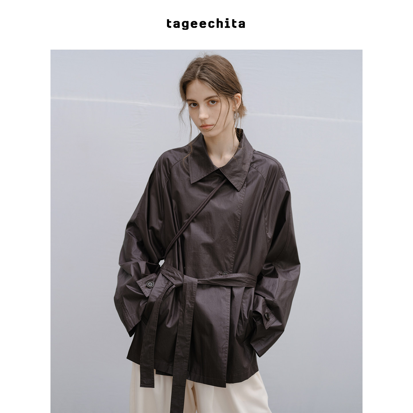 TAGEECHITA 全棉涂层质感廓形插肩袖收腰系带短款休闲风衣外套女