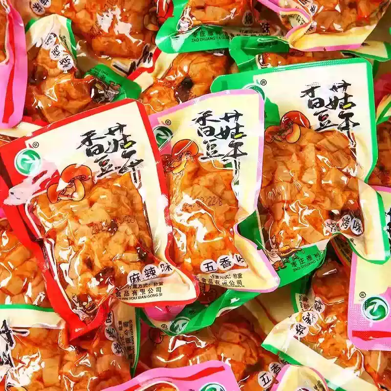香菇豆干豆腐干即食办公室休闲辣条小吃解馋小包装零食品整箱批发