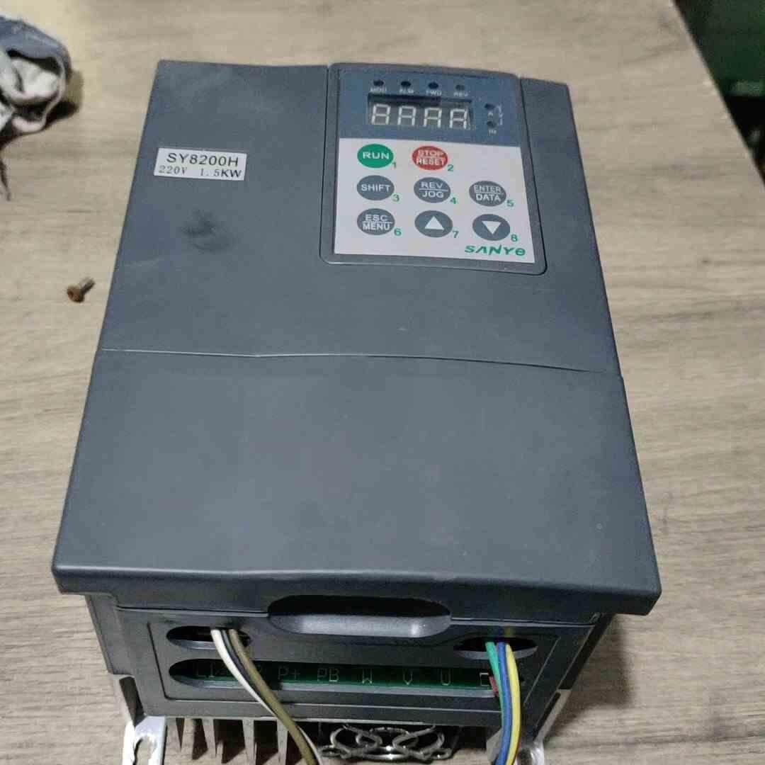 SANYE单相1.5KW变频器SY8200H 2S1R5G