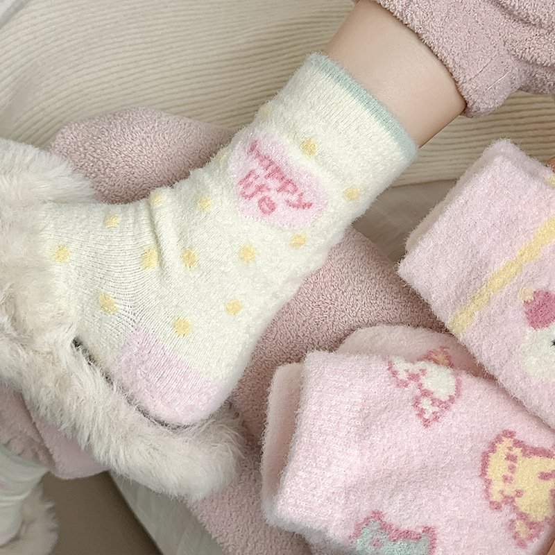 端木氏 袜子女冬季加绒加厚保暖中筒袜 澳绒粉色小狗甜美堆堆袜子
