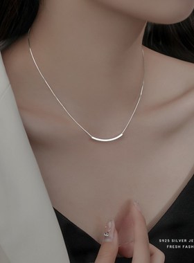 纯银项链女款2025新款配饰女素链高级感轻奢小众饰品锁骨链子吊坠