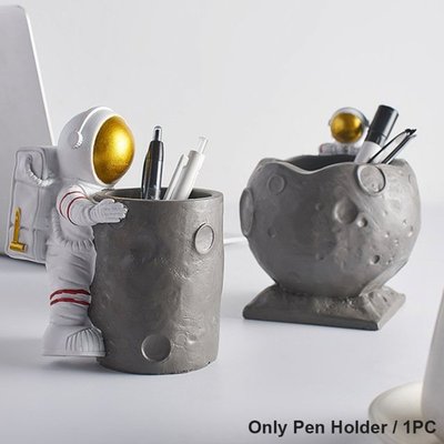 Pen Holder Resin Astronaut Design Office School Stationery L