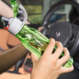 Portable Train Bottle with Straw New Kids Water Drinking Bot