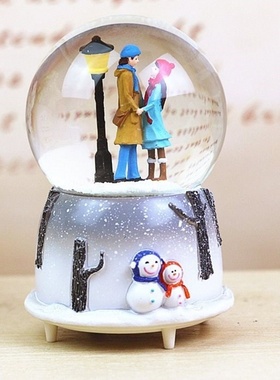 Couple gifts crystal ball music box lit snow sky city music