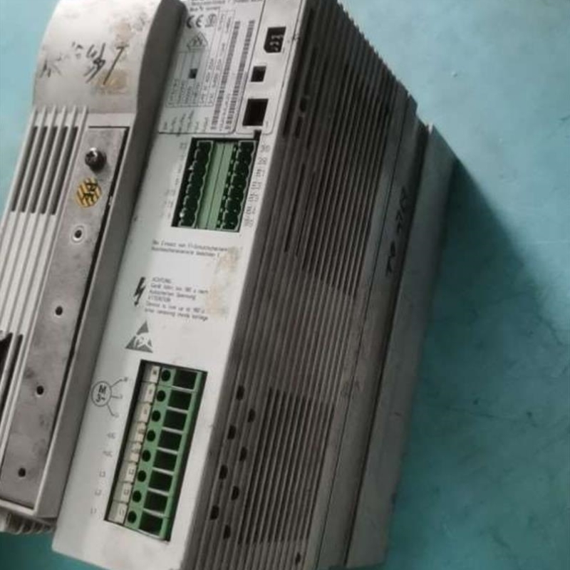 议价EVF8218-E.11KW伦茨变频器测试包好