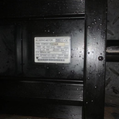 议价SGMGH-30D2A6H昆山安川伺服马达维修 编码器调试线圈进油卡