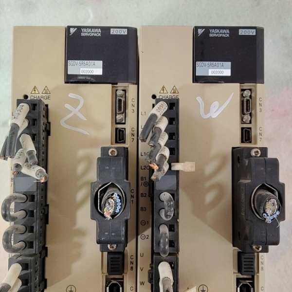 议价安川SGDV-5R5A01A伺服驱动器