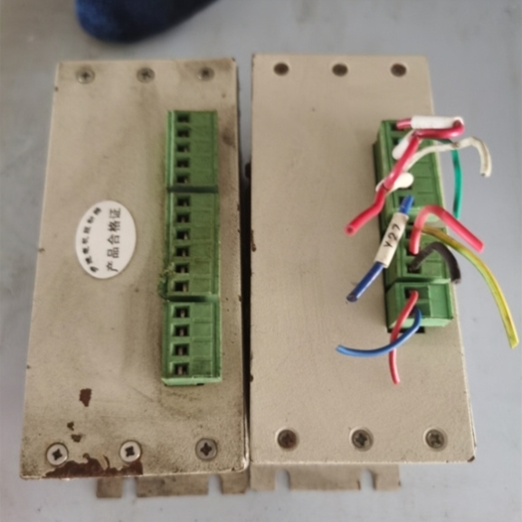 议价SJ-2H090MH / YY-3H090MS配8586二相混合式步进电机驱动器