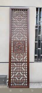 东阳木雕新中式屏风玄关隔断客厅背景影视镂空吊顶门窗实木定制