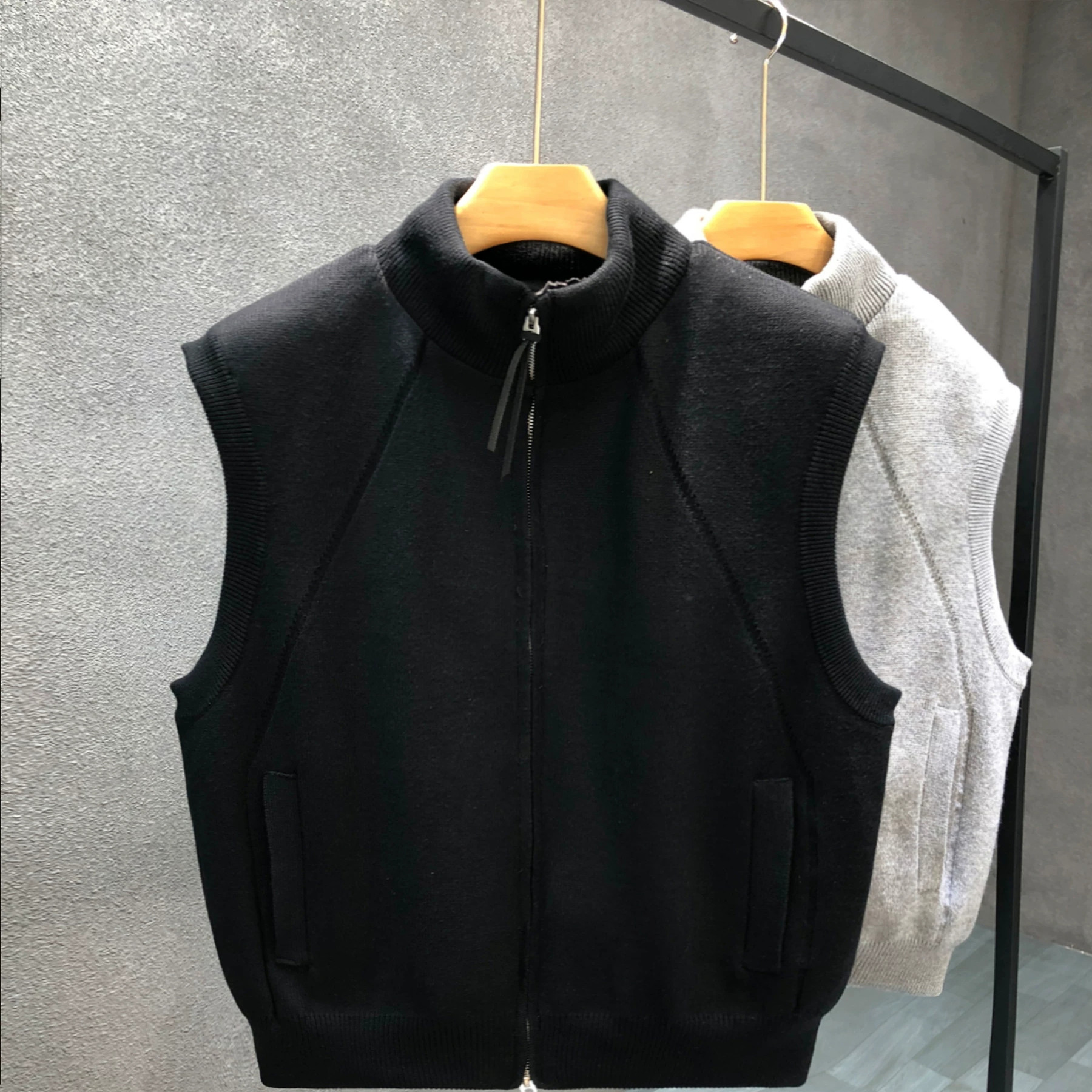 秋冬新款针织拼接羽绒马甲老钱轻奢宽松休闲百搭针织坎肩背心外套