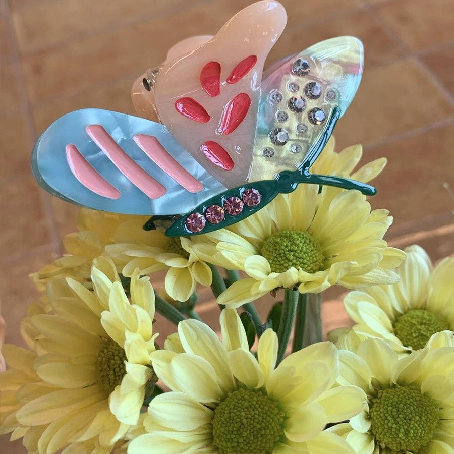 时尚轻奢水钻半扎鲨鱼夹