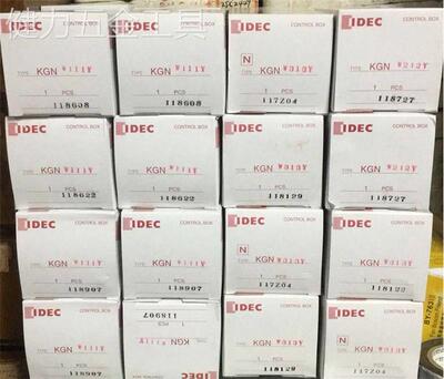 IDEC和泉KGNW111Y212Y313Y314Y515Y414Y钢金属控制箱按钮盒