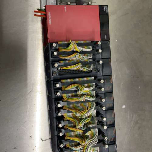 Q系列PLC一组Q61P-A1QX42QY42P议价