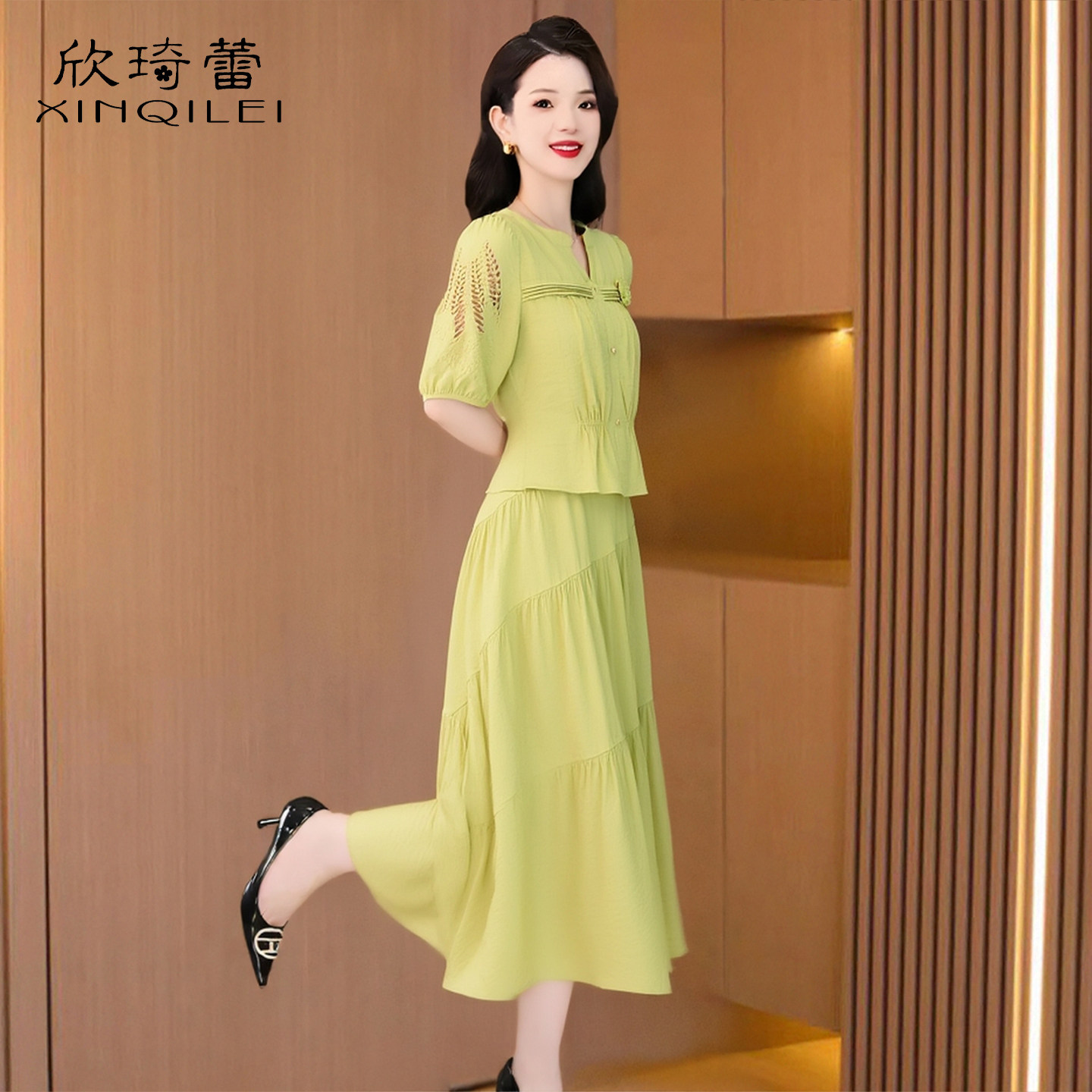 立体花苞黄色连衣裙女夏2026新款端庄大气减龄假两件套装风情万种