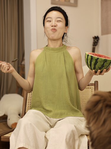 挂脖吊带气质百搭舒适透气背心