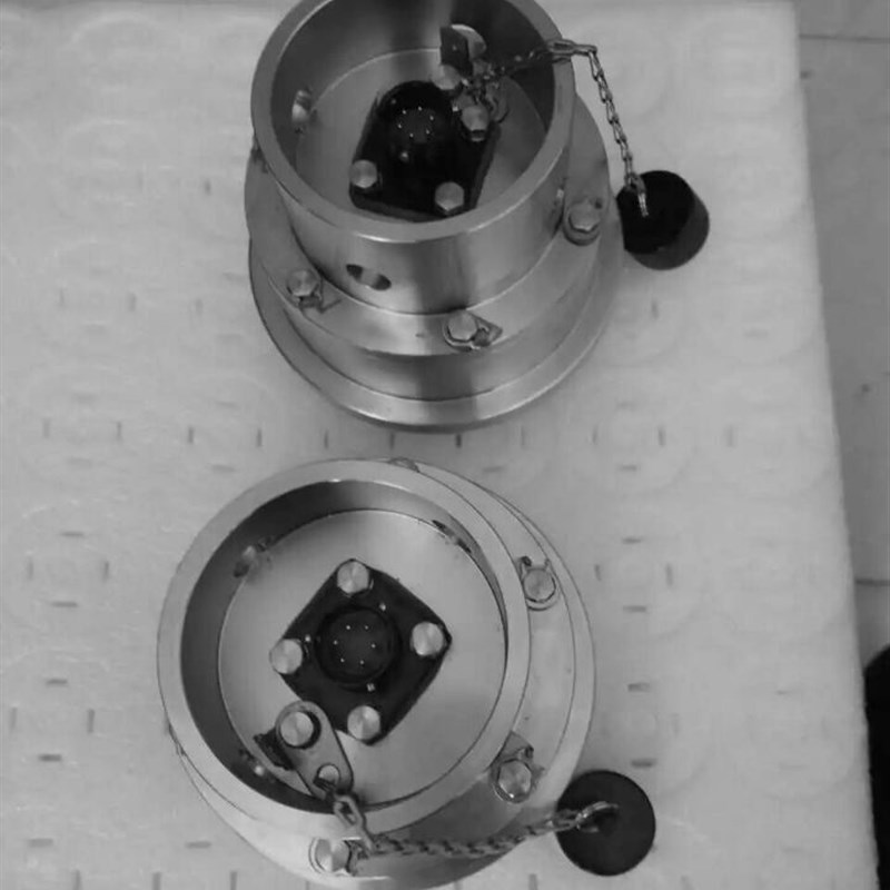 国产由壬压力传感器采用进口压力敏感元件和先进的膜片隔离技术