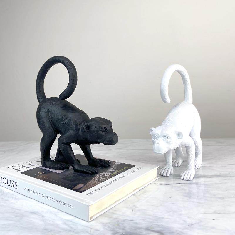 米兰猴子黑色白色小猴摆件工艺品创意家居客厅装饰品动物猴摆设