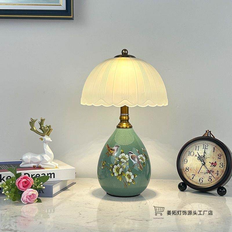 欧式陶瓷卧室床头灯时尚创意温馨浪漫USB调光充电触摸台灯家用