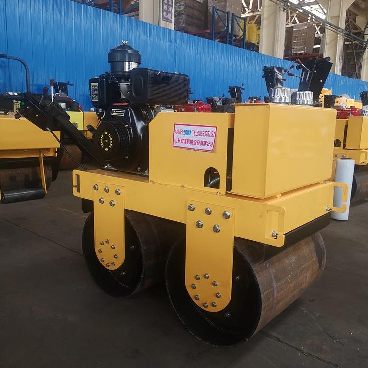 震动手扶式压实机小型1吨振动单轮双轮压土机柴油手推压路机