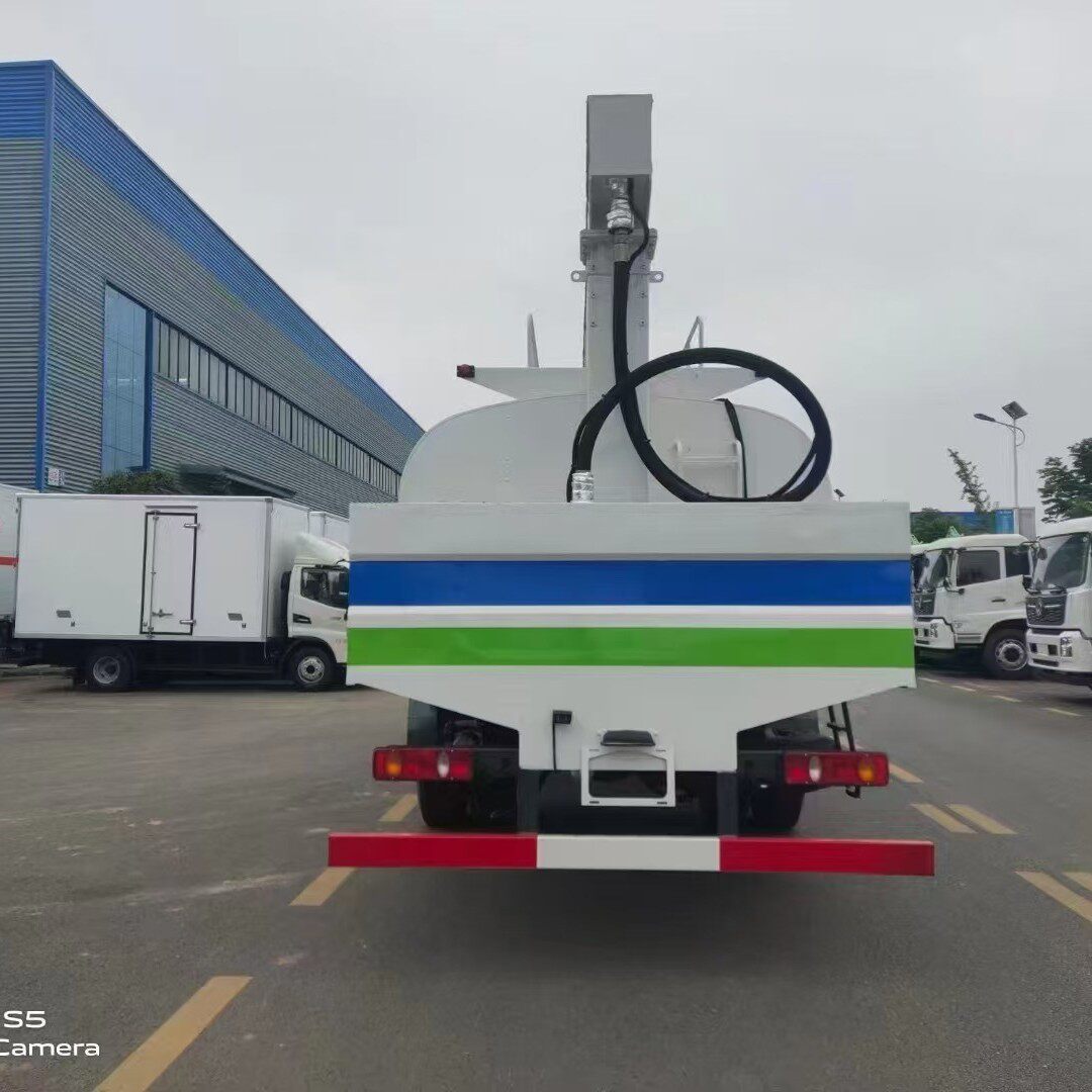 东风天锦铁路抑尘车火车皮运输煤炭抑尘剂喷洒车压尘车厂家直供