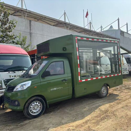 M1汽油机宣传车LED显示屏户外广告车双面彩屏车