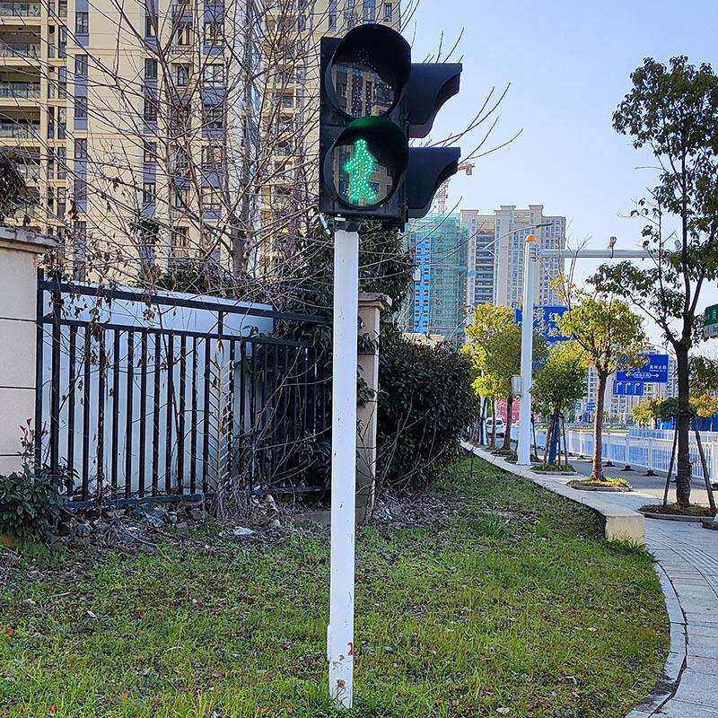 交通信号灯杆人行道交通指示灯马路道路led红绿灯升降式