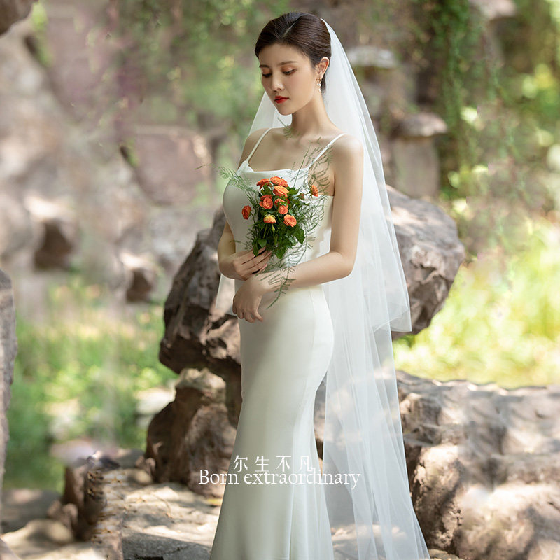热销202d2新款新娘结婚礼主婚纱头纱简约双层超仙森系拖尾超长款