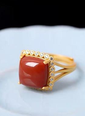 几何女款仿南红玛瑙正方形指环高档气质精致满钻18K金色大个戒指