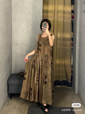 小众设计师龙年限定Uma 龙纹下摆褶皱宽松百搭背心连衣裙女
