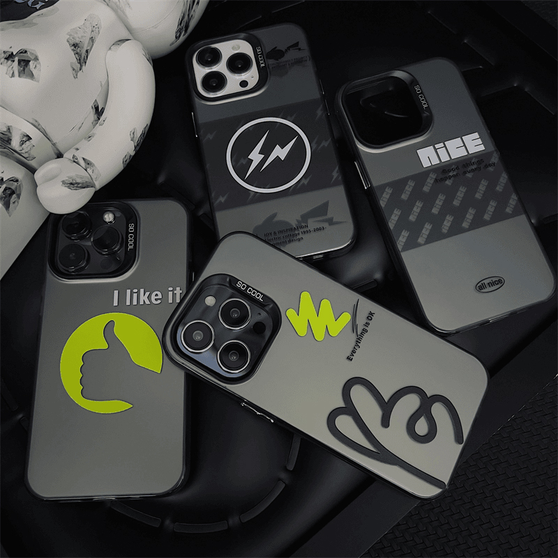 磨砂磁吸手机壳苹果15高级感