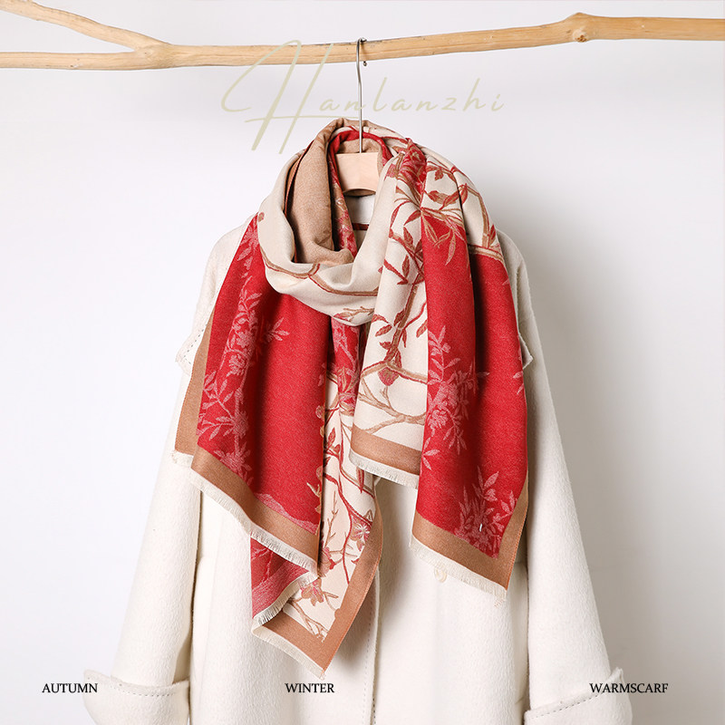 秋冬新款复古风围巾女加厚保暖披肩高级感本命年送女友妈妈礼盒装