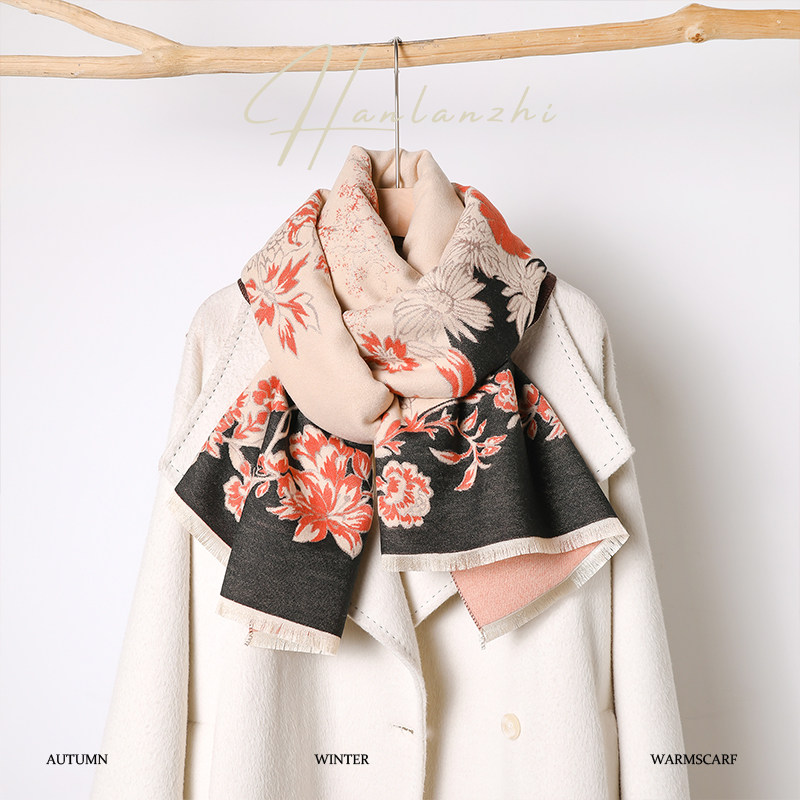 时尚高级感围巾女秋冬百搭保暖御寒围脖披肩送女友妈妈礼物礼盒