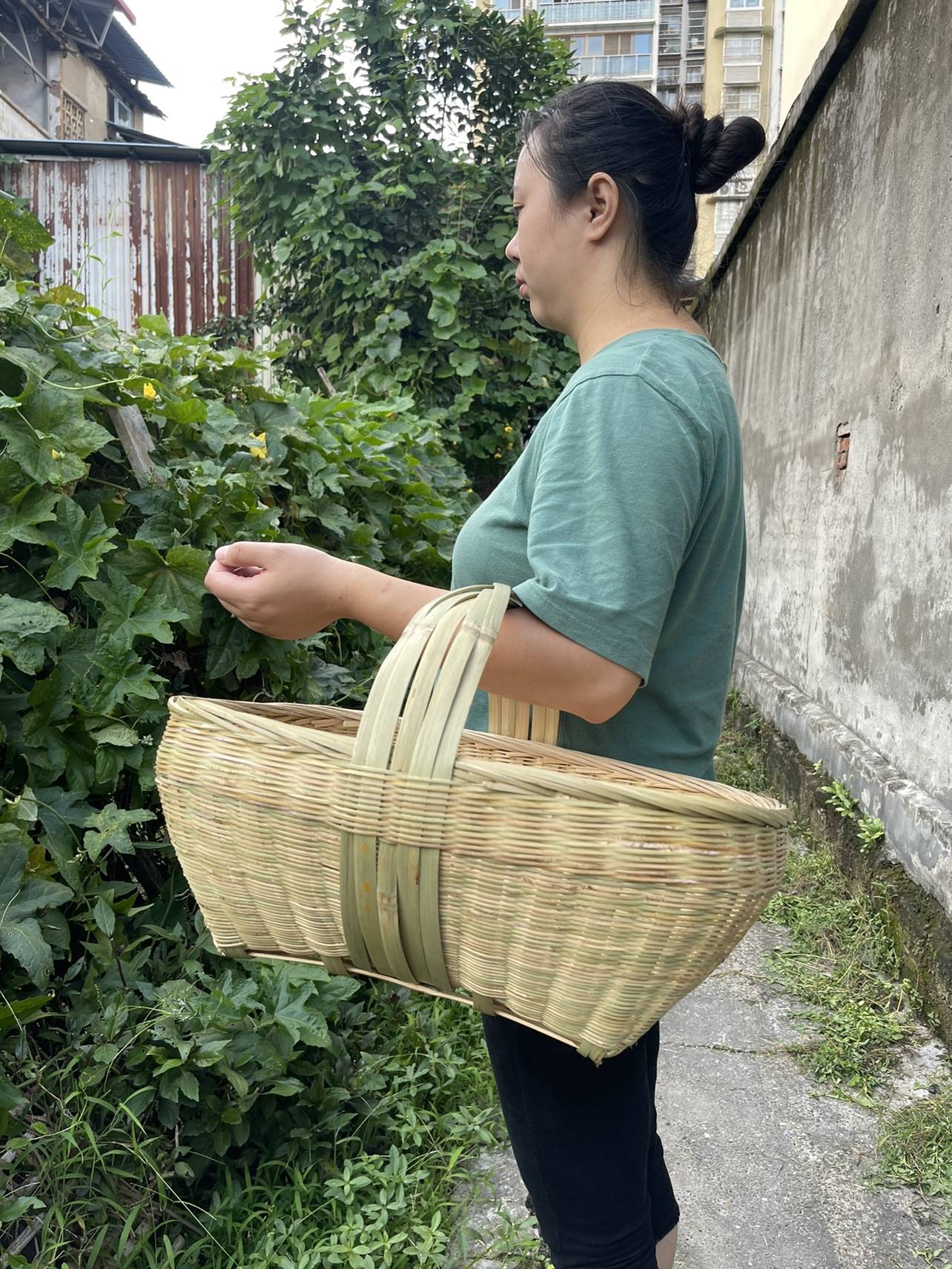 喜竹编手提篮菜篮子装鸡蛋水果采摘收纳筐竹筐环保购物篮大号小号_虎窝淘